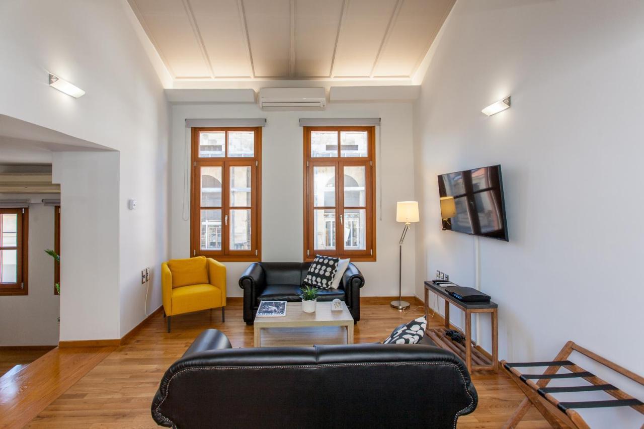 Agora Suites Ханя Екстериор снимка