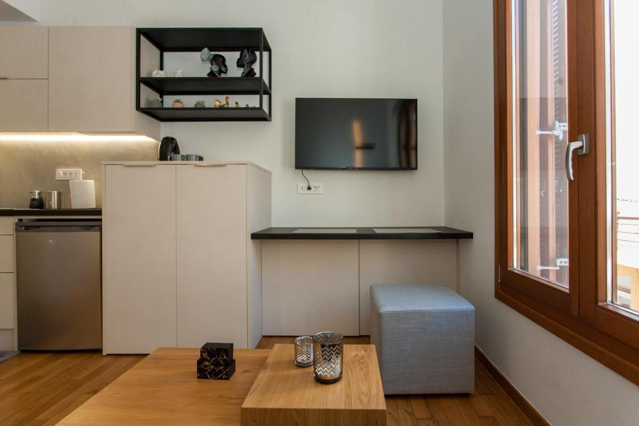Agora Suites Ханя Екстериор снимка