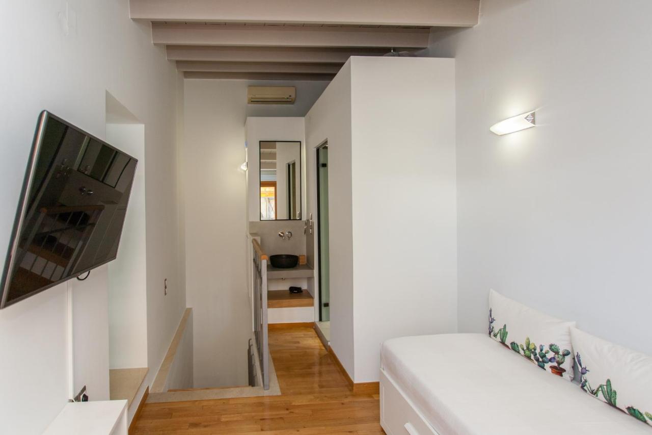 Agora Suites Ханя Екстериор снимка
