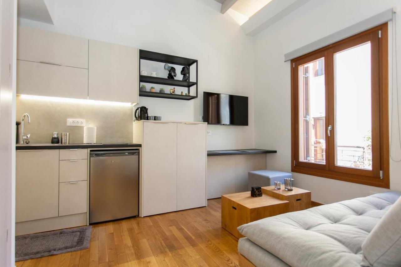 Agora Suites Ханя Екстериор снимка